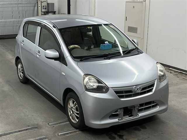 90330 DAIHATSU MIRA E S LA300S 2012 г. (MIRIVE Saitama)